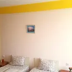 Family Solar סאני ביץ'