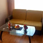 Family Solar فندق